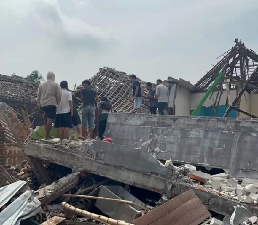 Ledakan Terjadi di Rumah Anggota Polri di Mojokerto, Ibu dan Anak Tewas