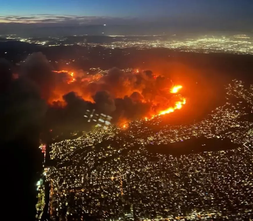 Bencana Los Angeles Makin Menggila: Kebakaran Belum Padam, Kini Diteror Tornado Api Firenado