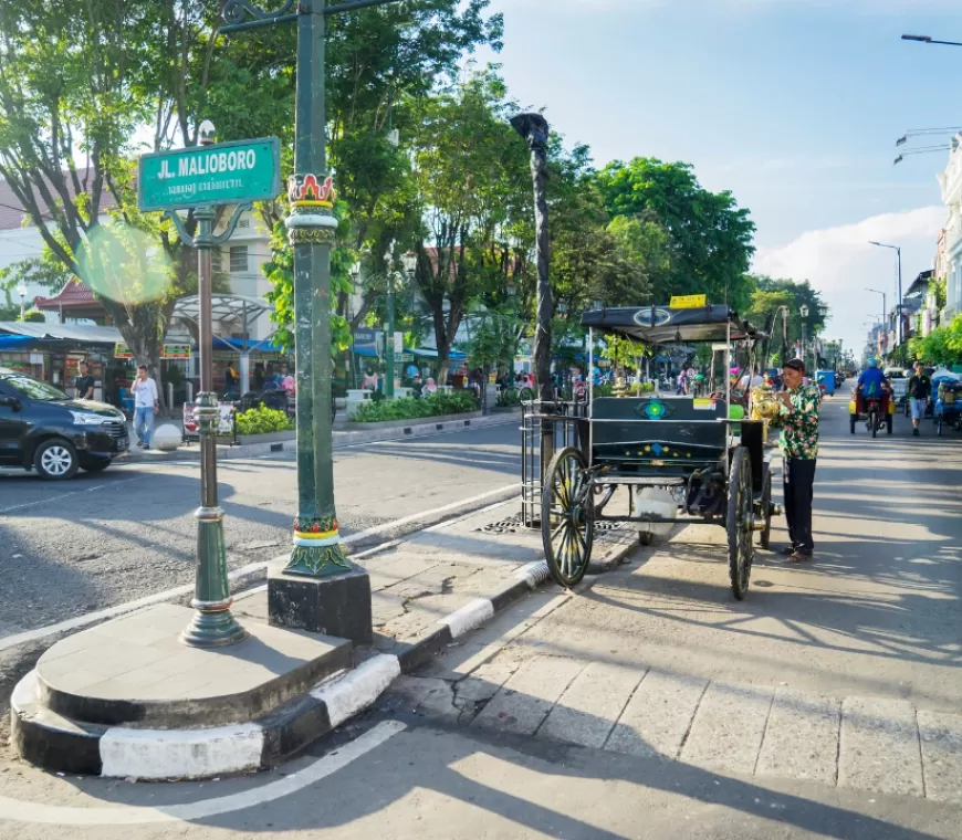 Catat! Bagi Kamu yang Mau ke Jogja, Merokok di Malioboro Bisa Kena Denda hingga Rp7,5 Juta