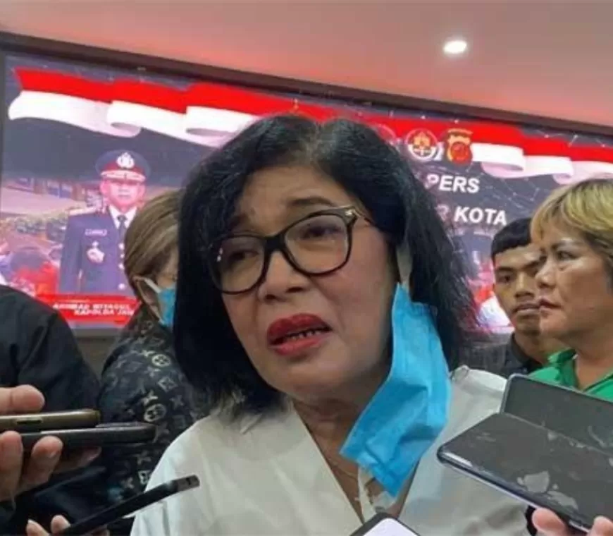 Ibu yang Anaknya Bunuh Satpam Menangis, Sebut Pelaku Anak Baik