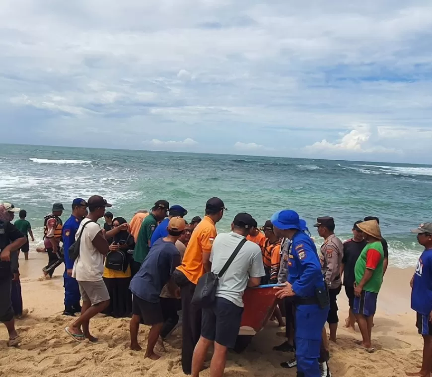 Wisata Pelajar di Pantai Drini Berakhir Tragis, 3 Orang Tewas Terseret Ombak