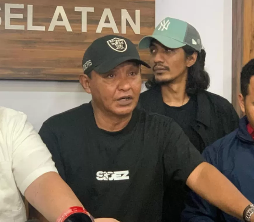 Ayah Vadel Badjideh Sebut Nikita Mirzani Manusia Sampah