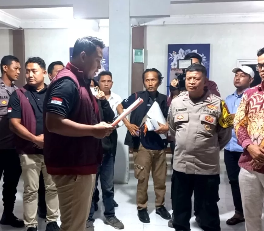 Bareskrim Geledah Kantor dan Rumah Kades Kohod Tangerang Terkait Pagar Laut